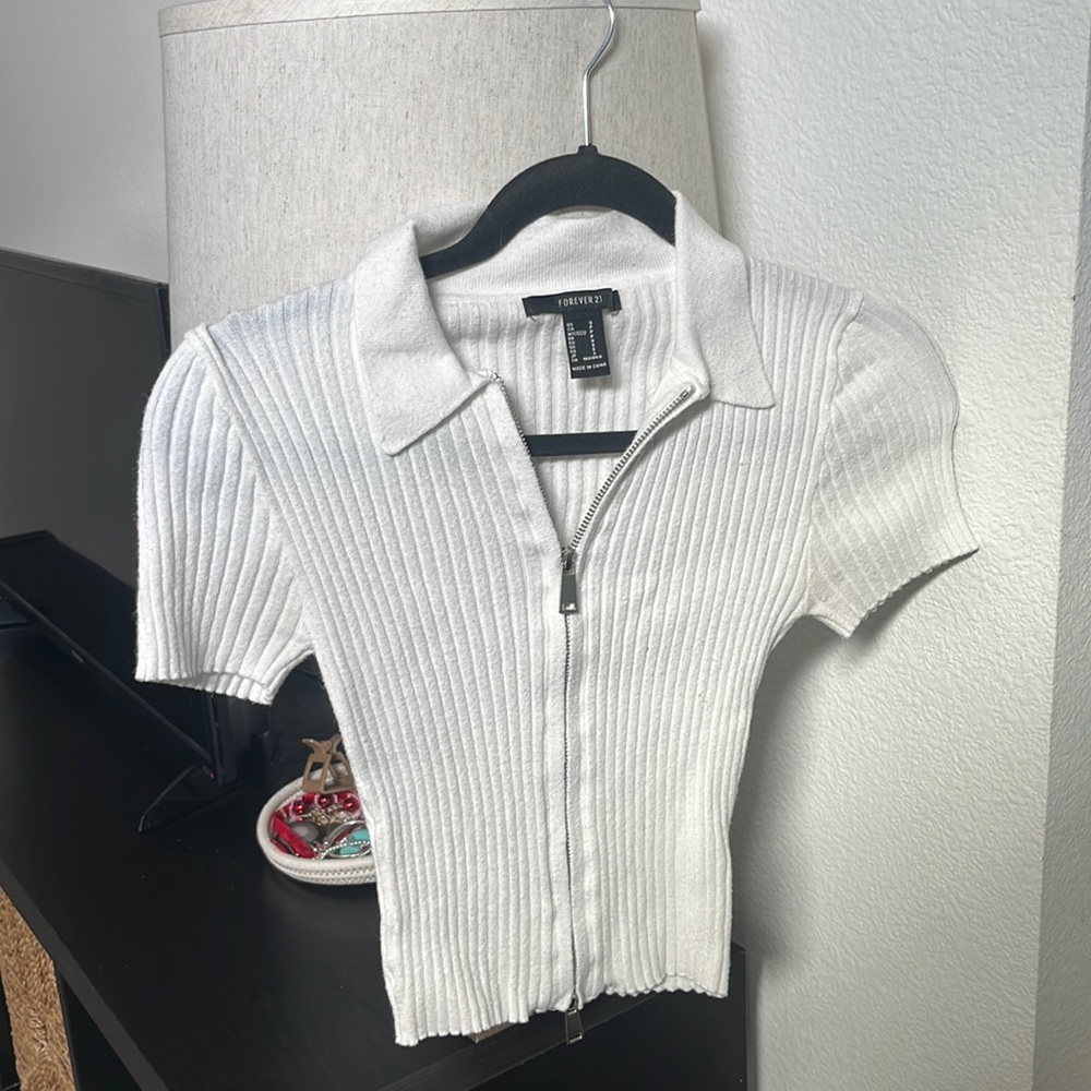 Forever 21 white tshirt top